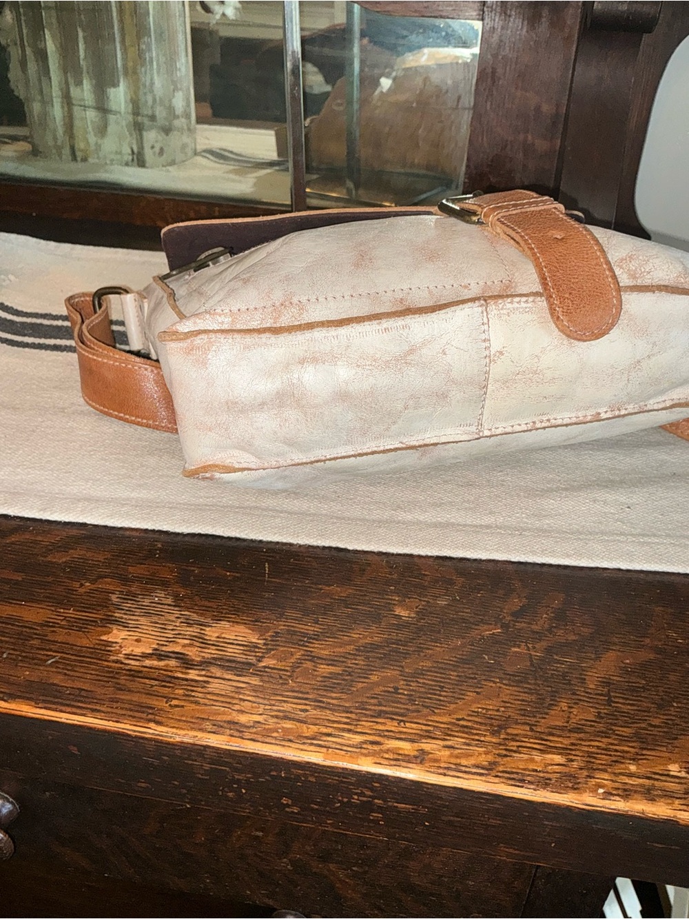 Bed Stu Leather Venice Beach Crossbody Nectar Tan Rustic Retail $240 - Picture 8 of 12